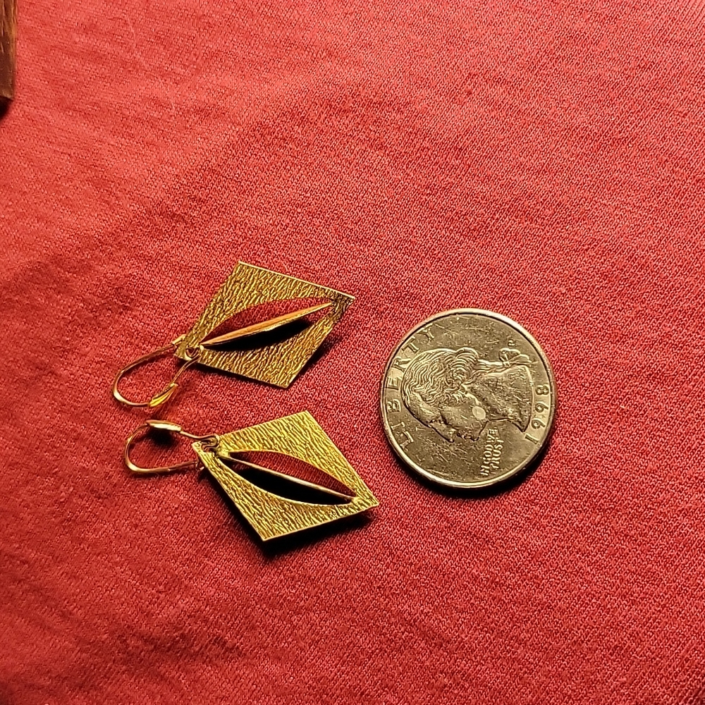 Stamped 14k dangle pierced earrings.